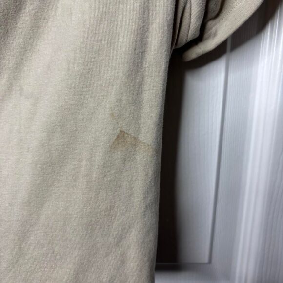 Cotton On Large Minimalist Burnt Orange & Cream Graphic Crop T-Shirt Beige - Picture 6 of 8